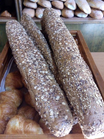 Classic French baguette_thumbnail_2